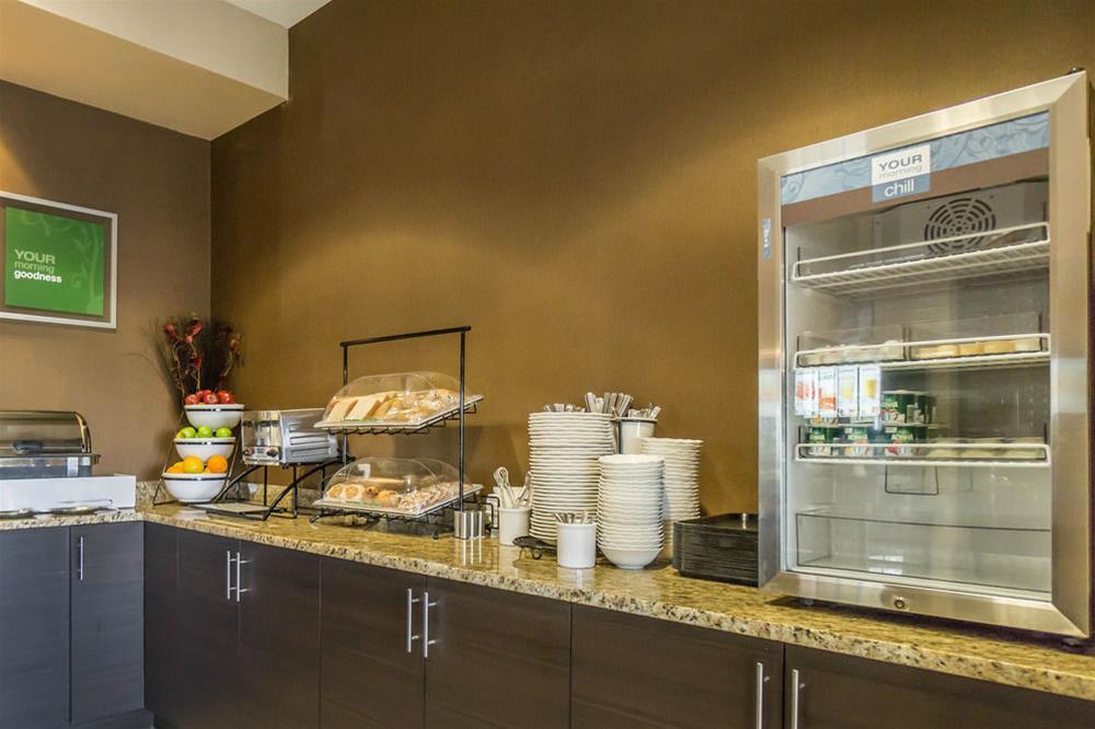 Comfort Inn & Suites Edmonton International Airport Nisku Kültér fotó