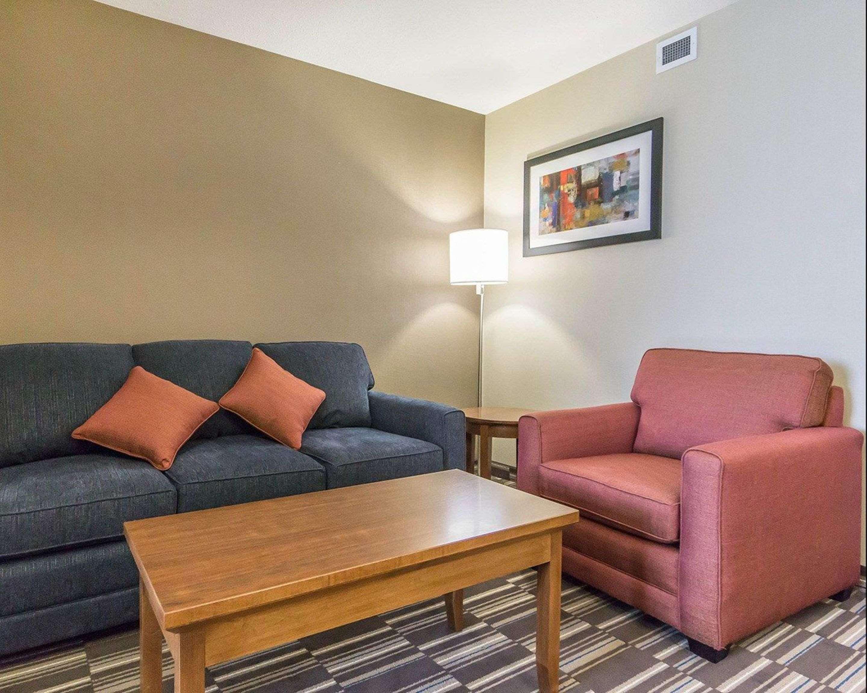 Comfort Inn & Suites Edmonton International Airport Nisku Kültér fotó