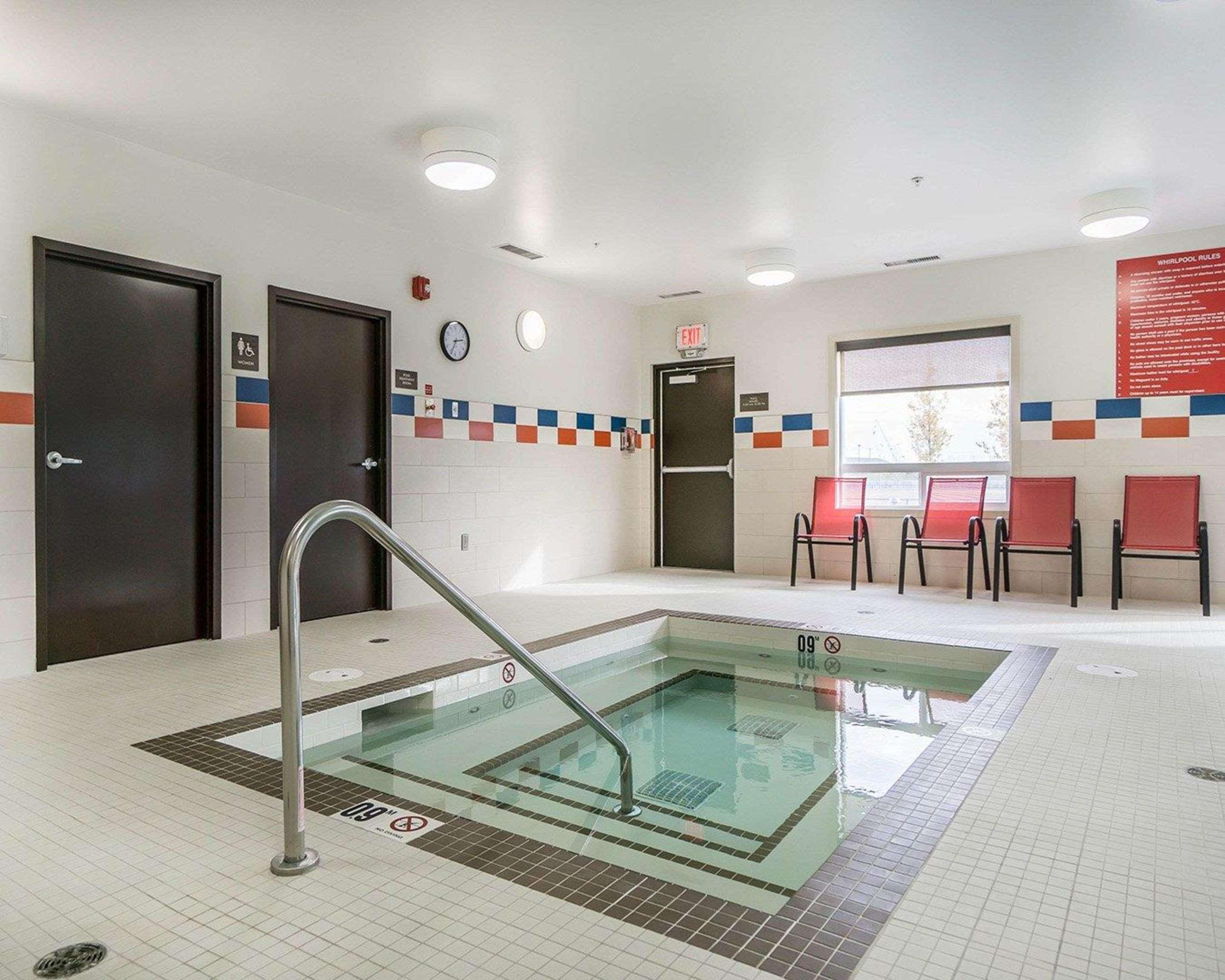 Comfort Inn & Suites Edmonton International Airport Nisku Kültér fotó