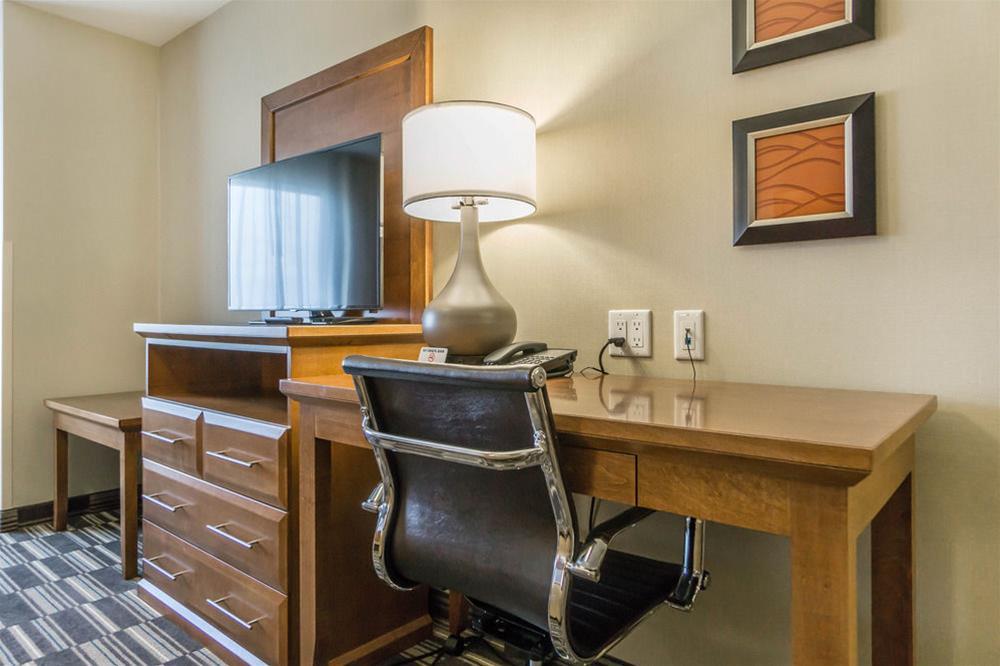 Comfort Inn & Suites Edmonton International Airport Nisku Kültér fotó
