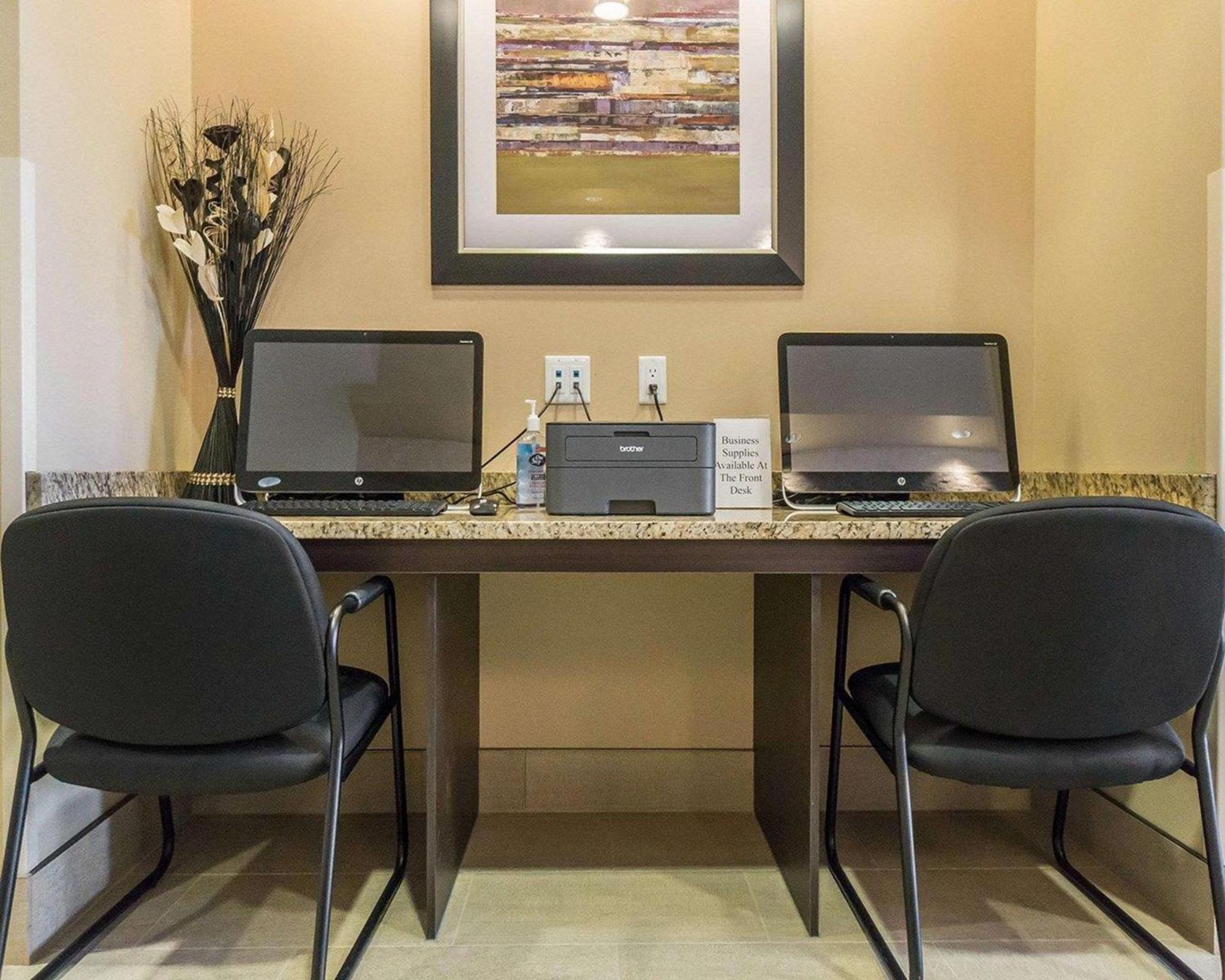 Comfort Inn & Suites Edmonton International Airport Nisku Kültér fotó